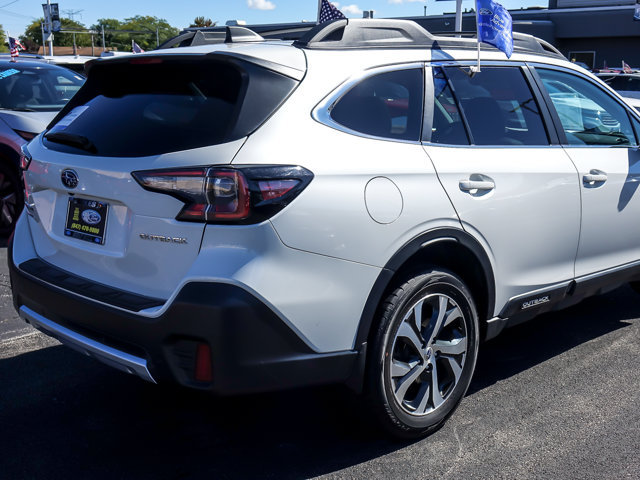 Used 2022 Subaru Outback Limited AWD/4WD image 7
