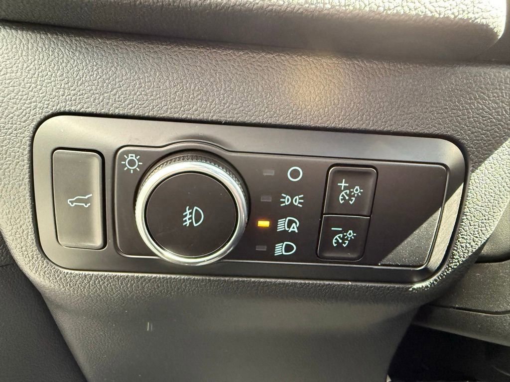 Certified 2023 Ford Escape ST-Line Select w/ Tech Pack #2 image 25