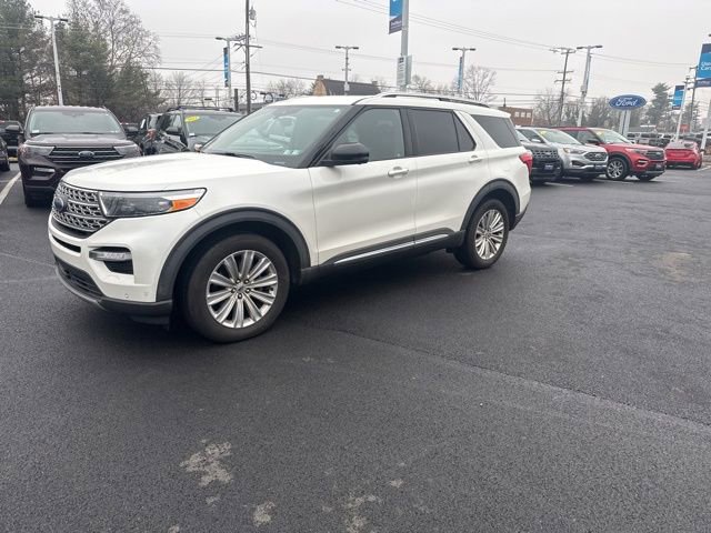 Certified 2020 Ford Explorer Limited AWD/4WD image 3