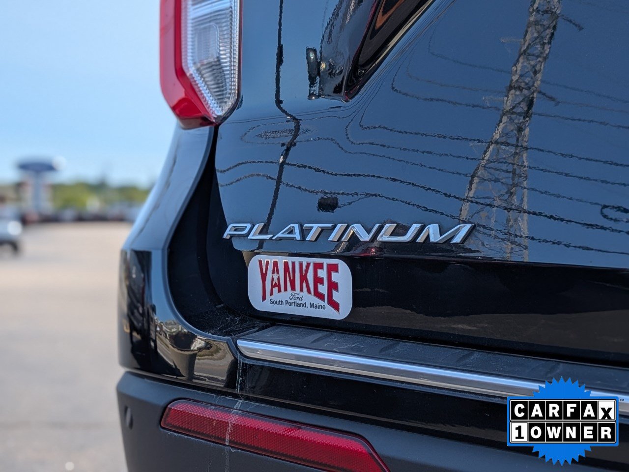 Certified 2021 Ford Explorer Platinum w/ Equipment Group 601A AWD/4WD image 12