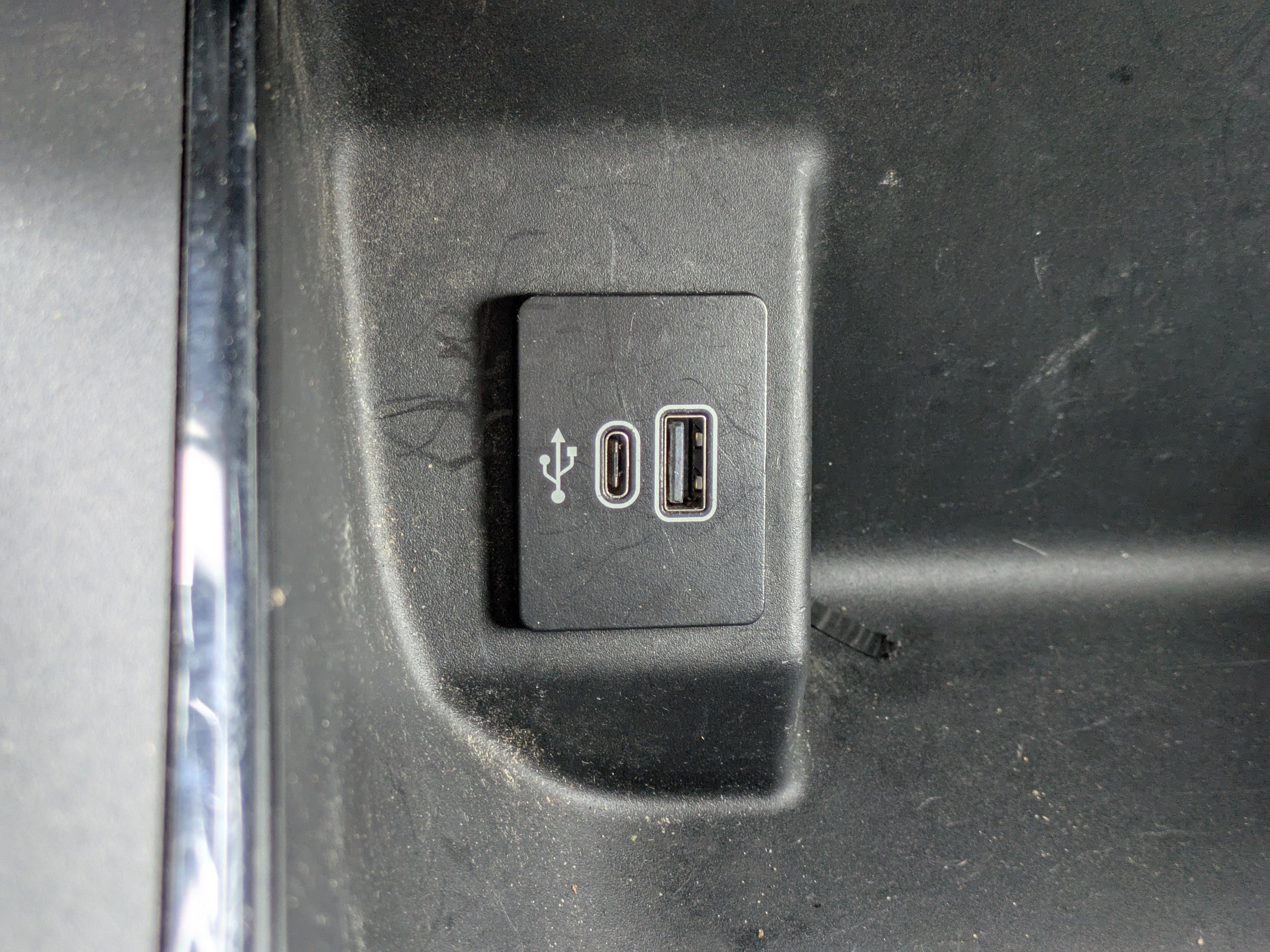Certified 2025 Ford F150 Lightning Flash AWD/4WD image 29