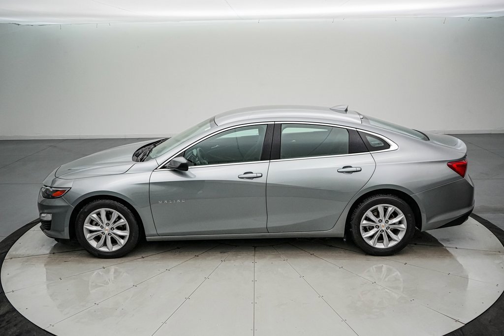 Used 2024 Chevrolet Malibu LT image 2