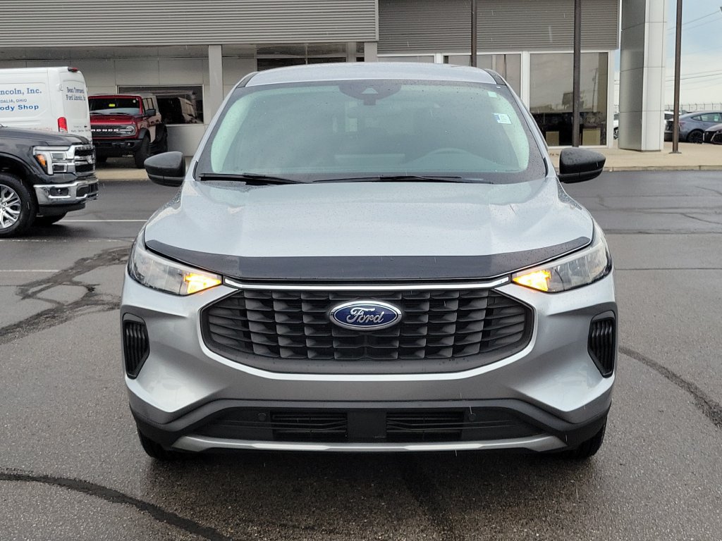Certified 2023 Ford Escape Active w/ Tech Pack #1 AWD/4WD image 2