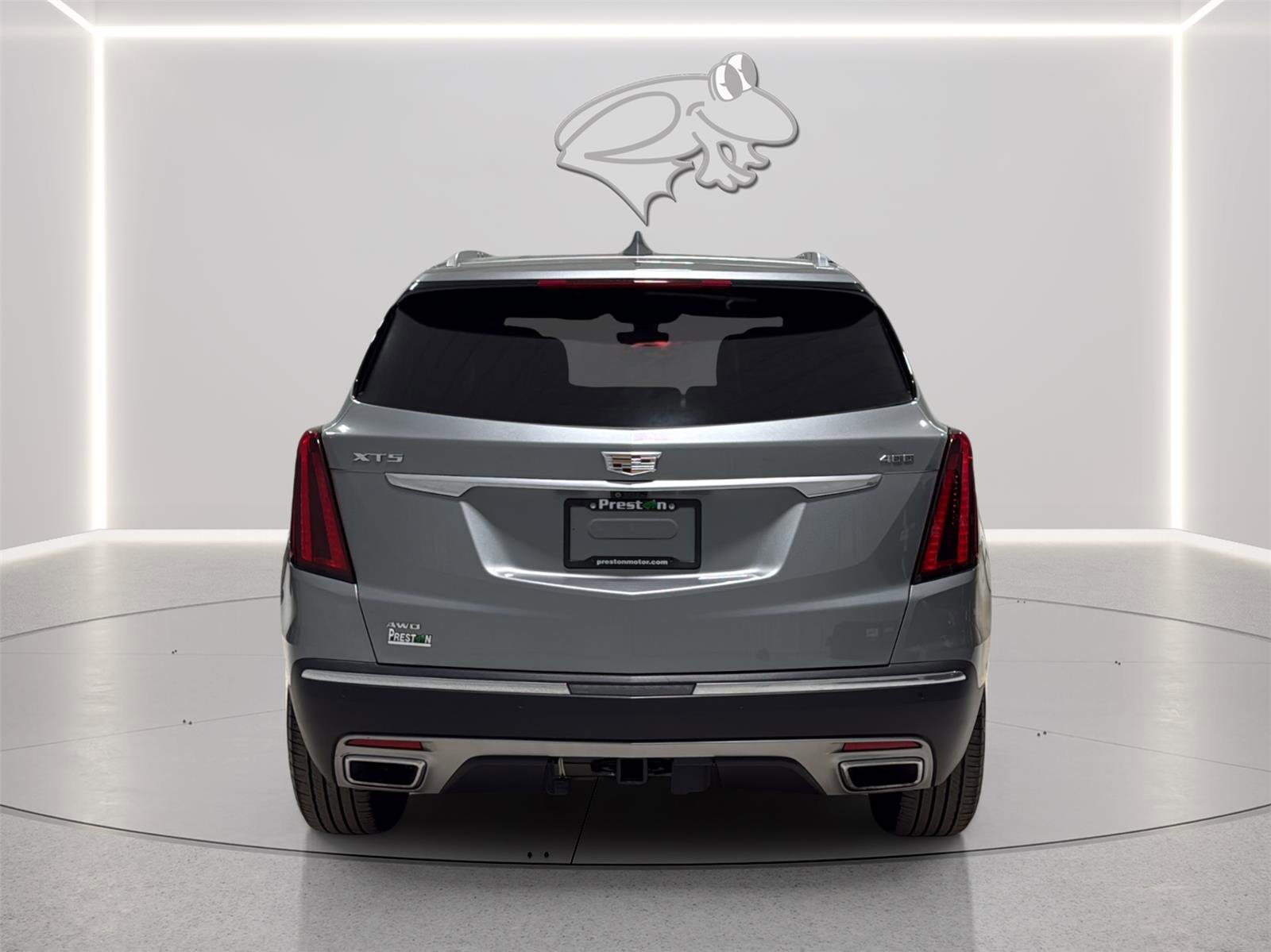 Used 2023 Cadillac XT5 Premium Luxury w/ Technology Package AWD/4WD image 4