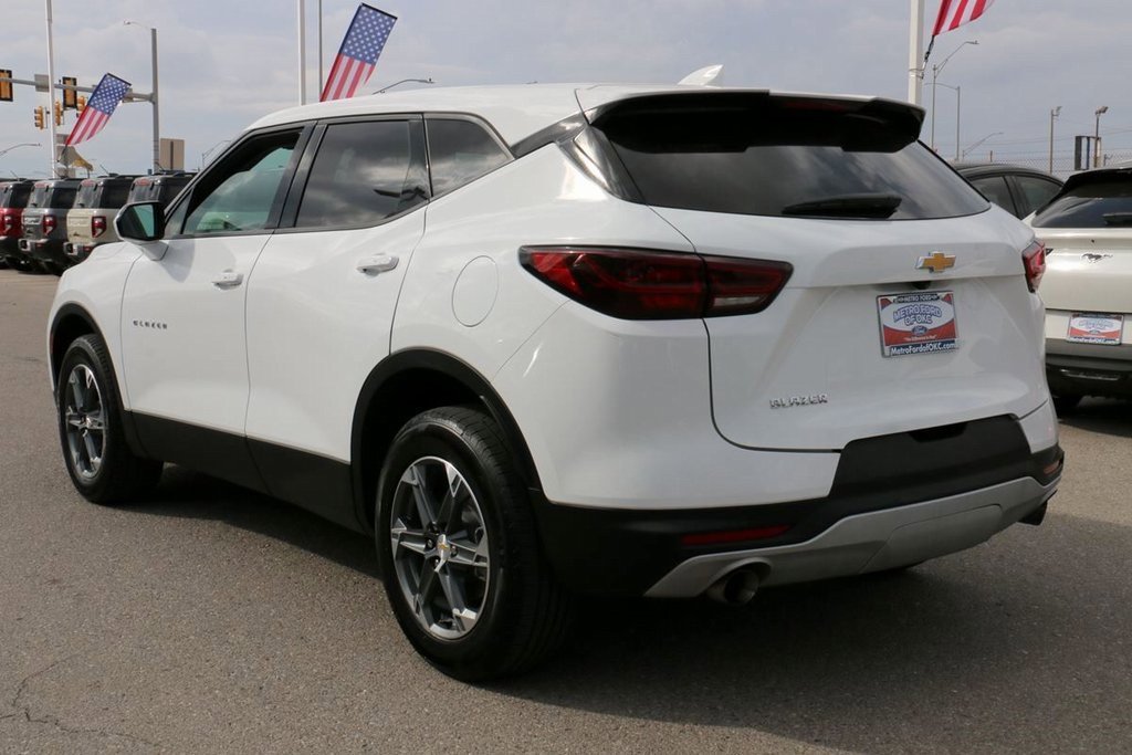 Used 2025 Chevrolet Blazer LT image 7