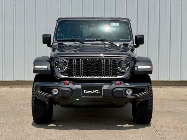 Used 2025 Jeep Wrangler Unlimited Rubicon w/ Safety Group AWD/4WD image 9
