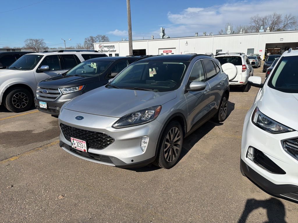 Certified 2020 Ford Escape Titanium AWD/4WD image 2