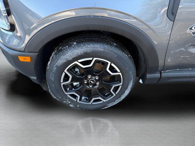 Certified 2025 Ford Bronco Sport Outer Banks w/ Outer Banks Tech Package+ AWD/4WD image 27