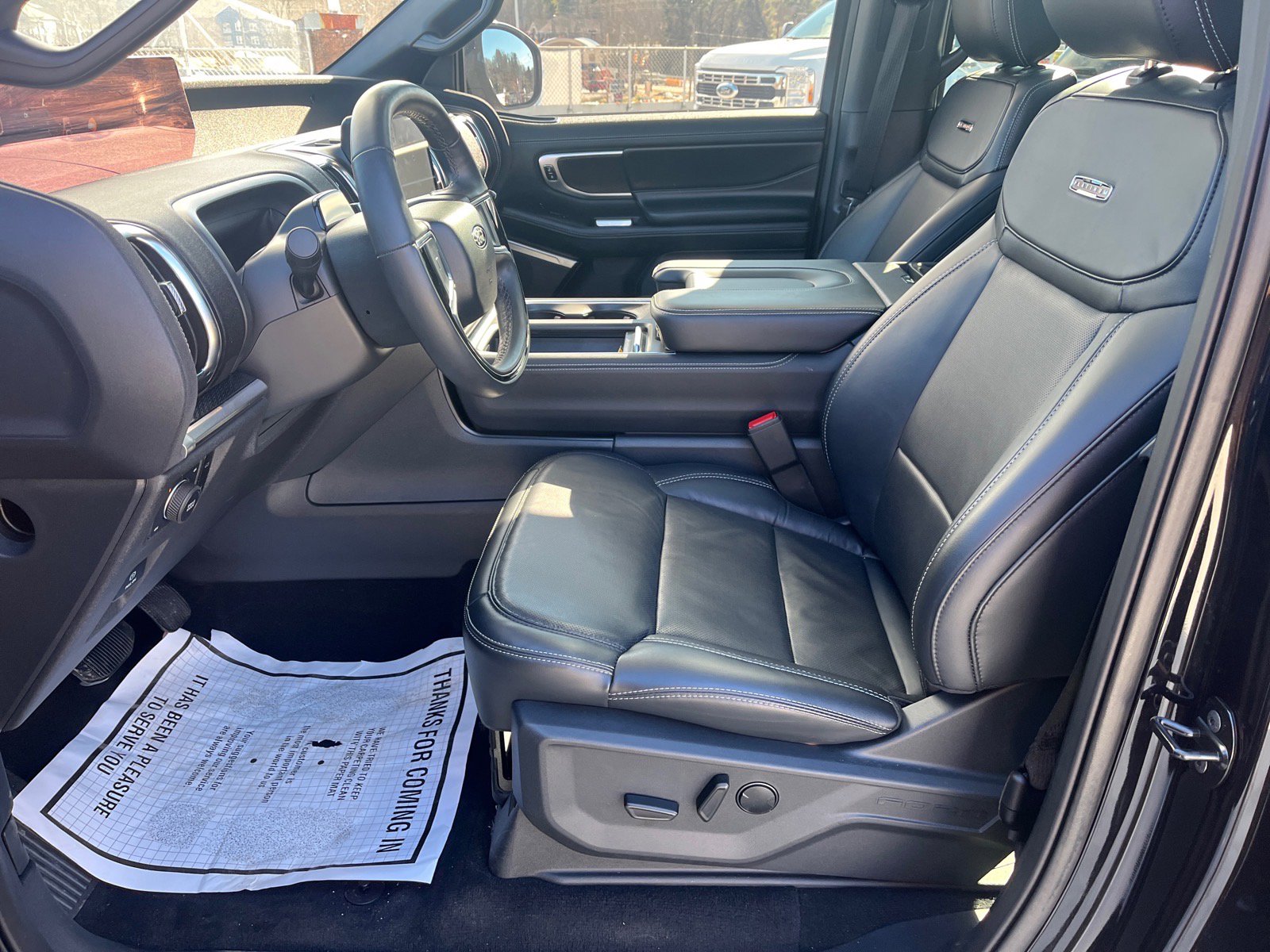 Certified 2025 Ford Expedition Platinum w/ Stealth Performance Package image 16