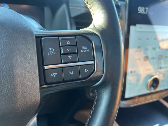 Certified 2022 Ford Expedition Platinum image 13