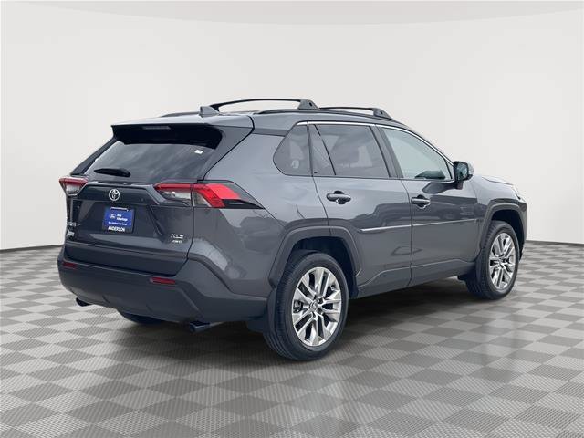 Used 2023 Toyota RAV4 XLE Premium AWD/4WD image 7