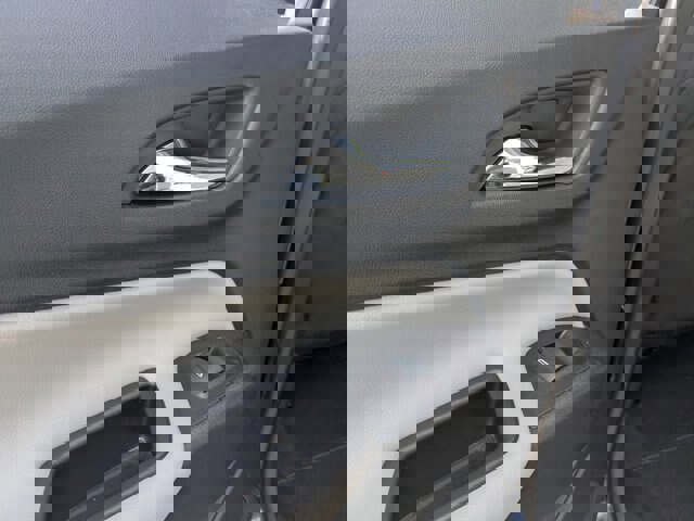 Used 2022 Chevrolet Equinox LT image 26