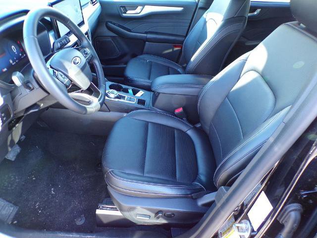 Certified 2025 Ford Escape Platinum image 15