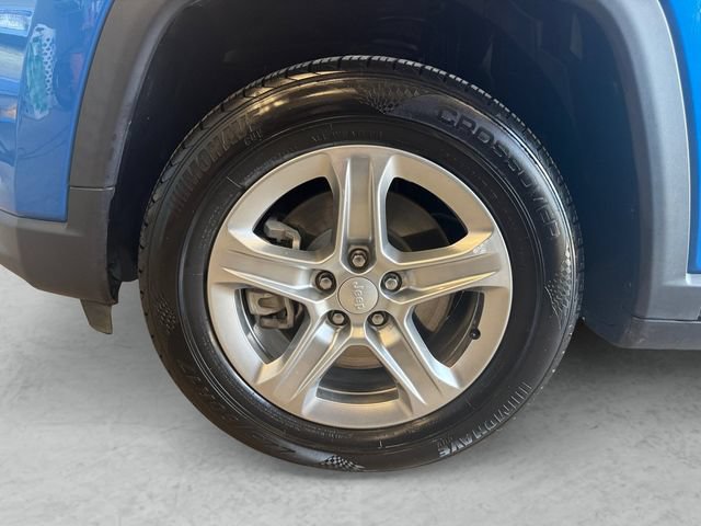 Used 2024 Jeep Compass Latitude AWD/4WD image 24