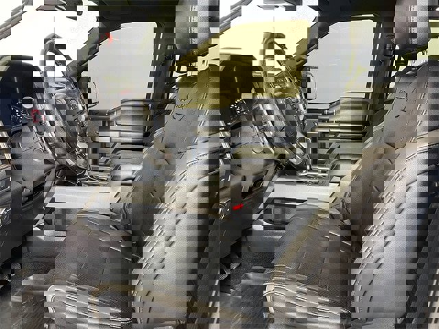 Certified 2017 Ford F150 Raptor w/ Equipment Group 802A Luxury image 2