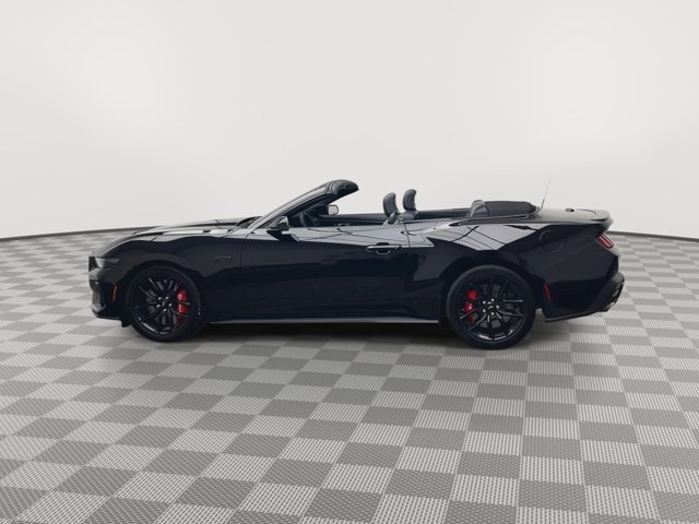 Certified 2025 Ford Mustang GT Premium RWD image 3