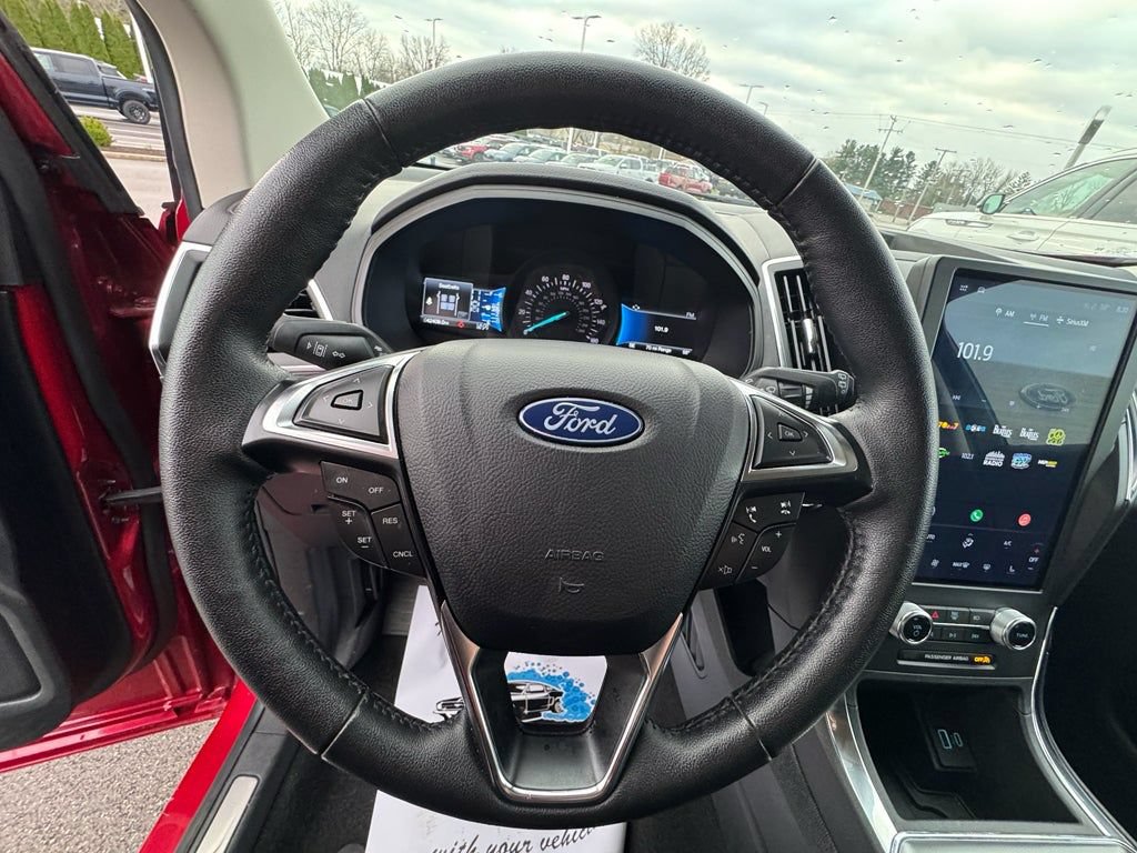 Certified 2024 Ford Edge Titanium AWD/4WD image 18