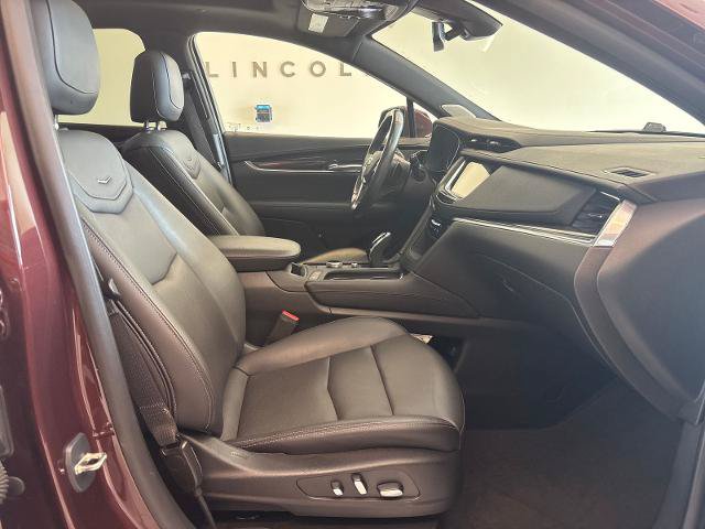 Used 2023 Cadillac XT5 Premium Luxury AWD/4WD image 6