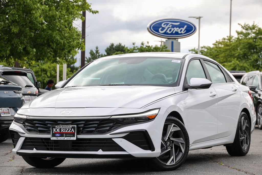 Used 2024 Hyundai Elantra Limited