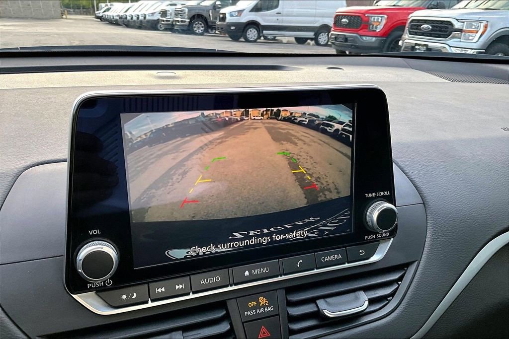 Used 2025 Nissan Altima 2.5 S FWD image 20