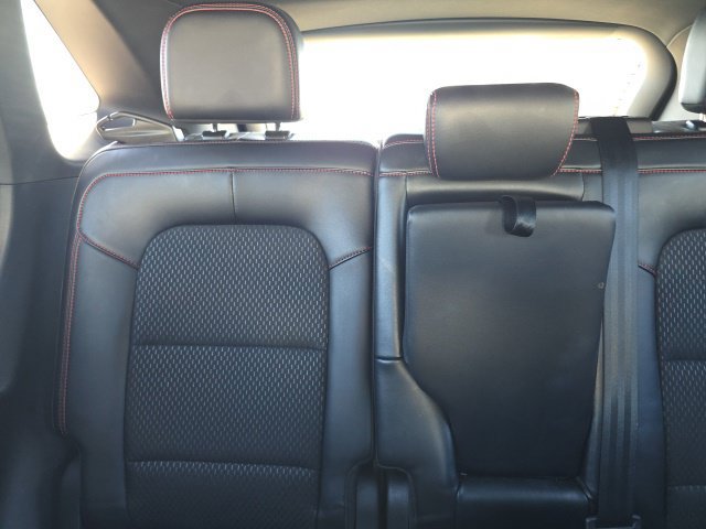 Certified 2025 Ford Escape ST-Line AWD/4WD image 16