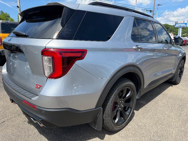 Certified 2023 Ford Explorer ST w/ Equipment Group 401A AWD/4WD image 2