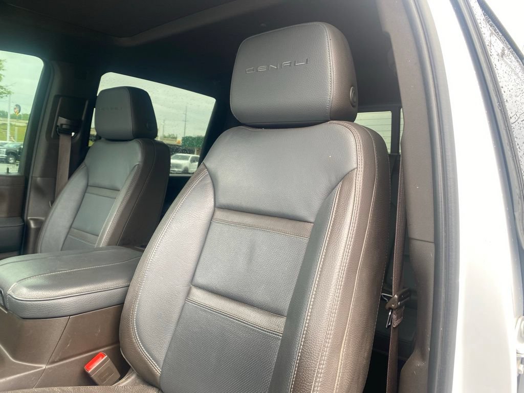 Used 2023 GMC Sierra 2500 Denali w/ Denali Ultimate Package AWD/4WD image 11