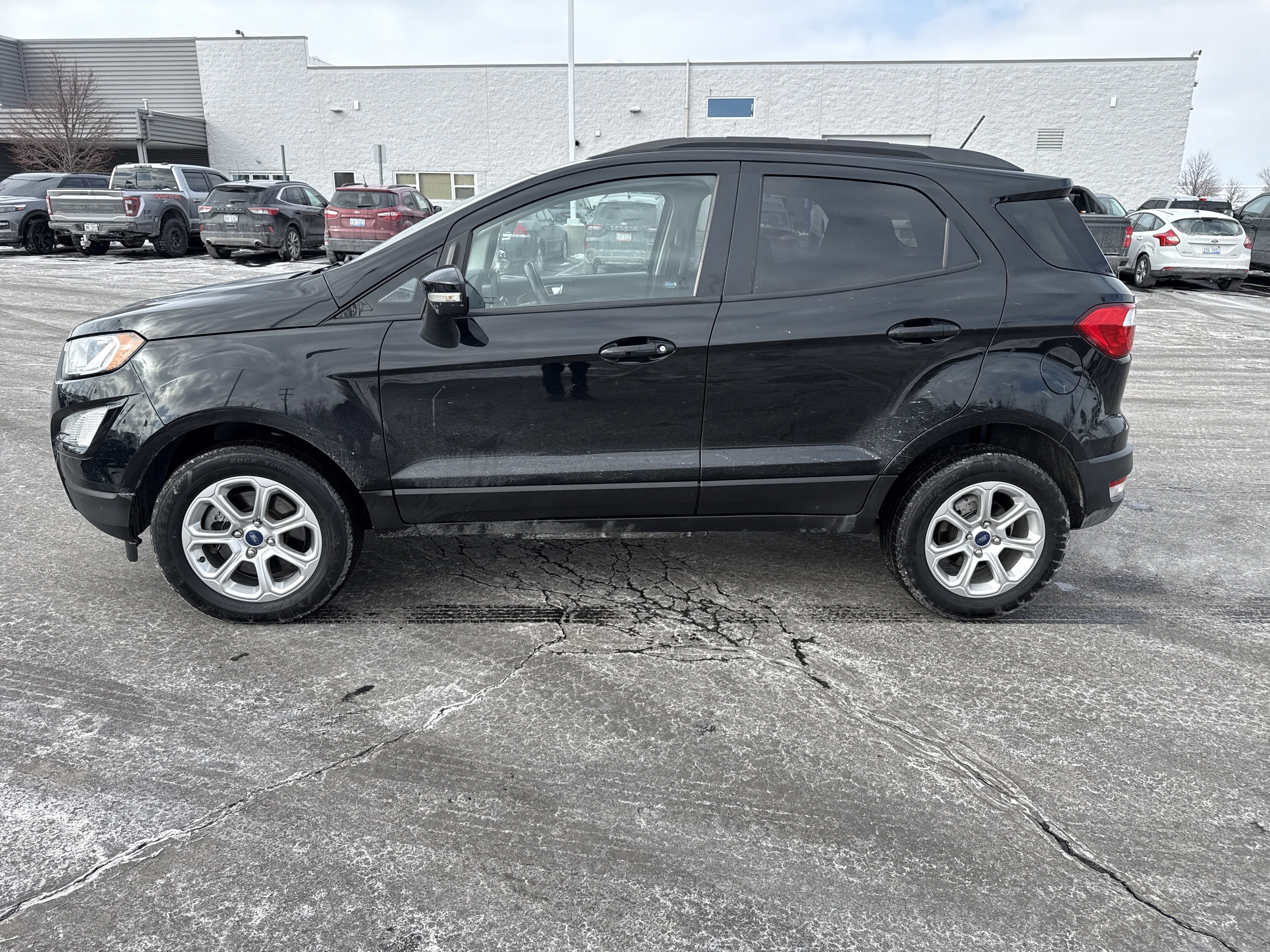 Certified 2019 Ford EcoSport SE image 6