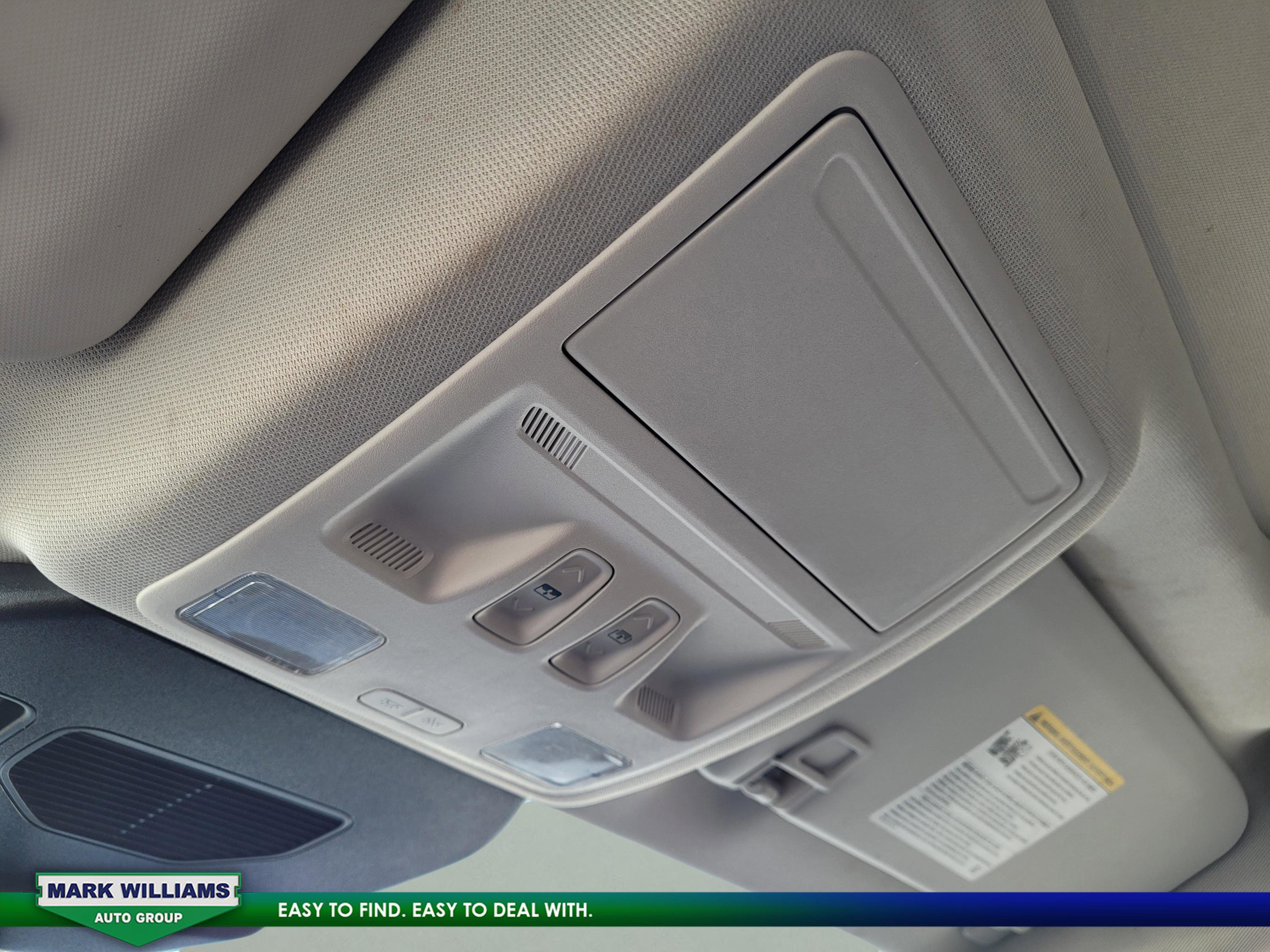 Certified 2022 Ford Escape SE w/ SE Sport Appearance Package image 29