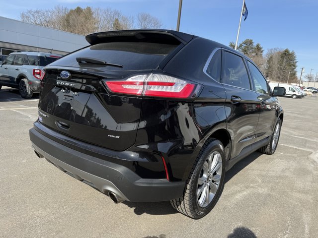 Certified 2024 Ford Edge Titanium image 3
