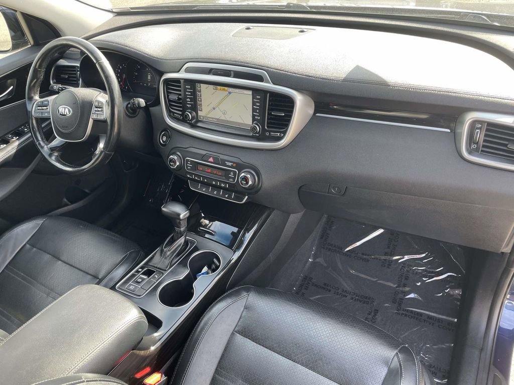 Used 2019 Kia Sorento EX w/ EX Touring Package image 30