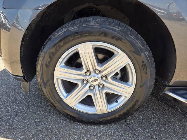 Certified 2019 Ford Expedition XLT w/ Equipment Group 202A RWD image 24