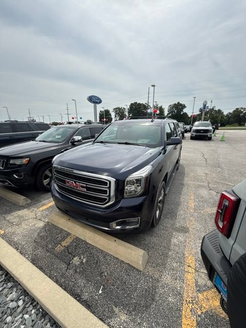 Used 2020 GMC Yukon XL SLT w/ Open Road Package AWD/4WD image 1