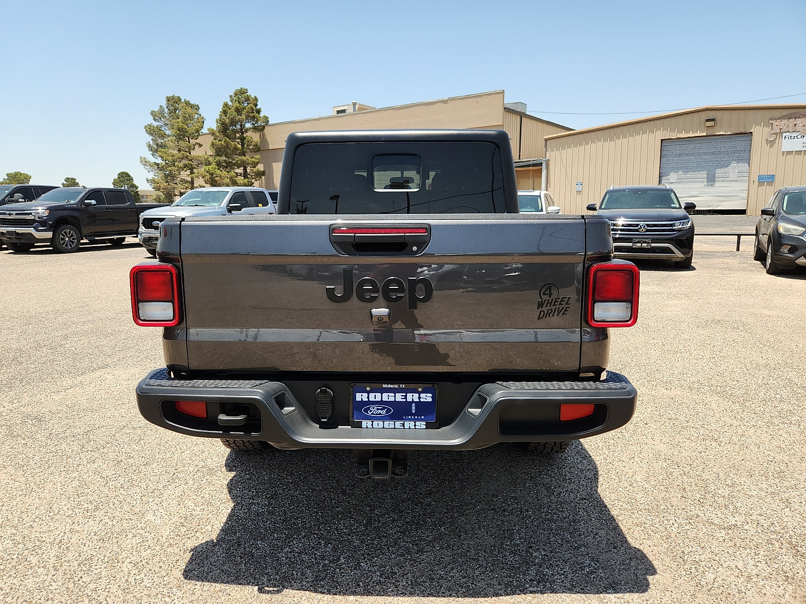 Used 2023 Jeep Gladiator Sport AWD/4WD image 6