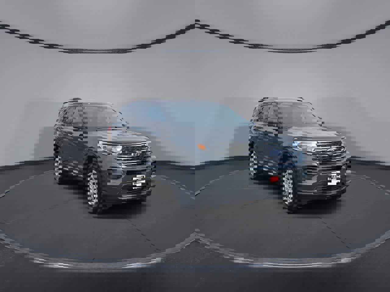 Certified 2024 Ford Explorer XLT image 9