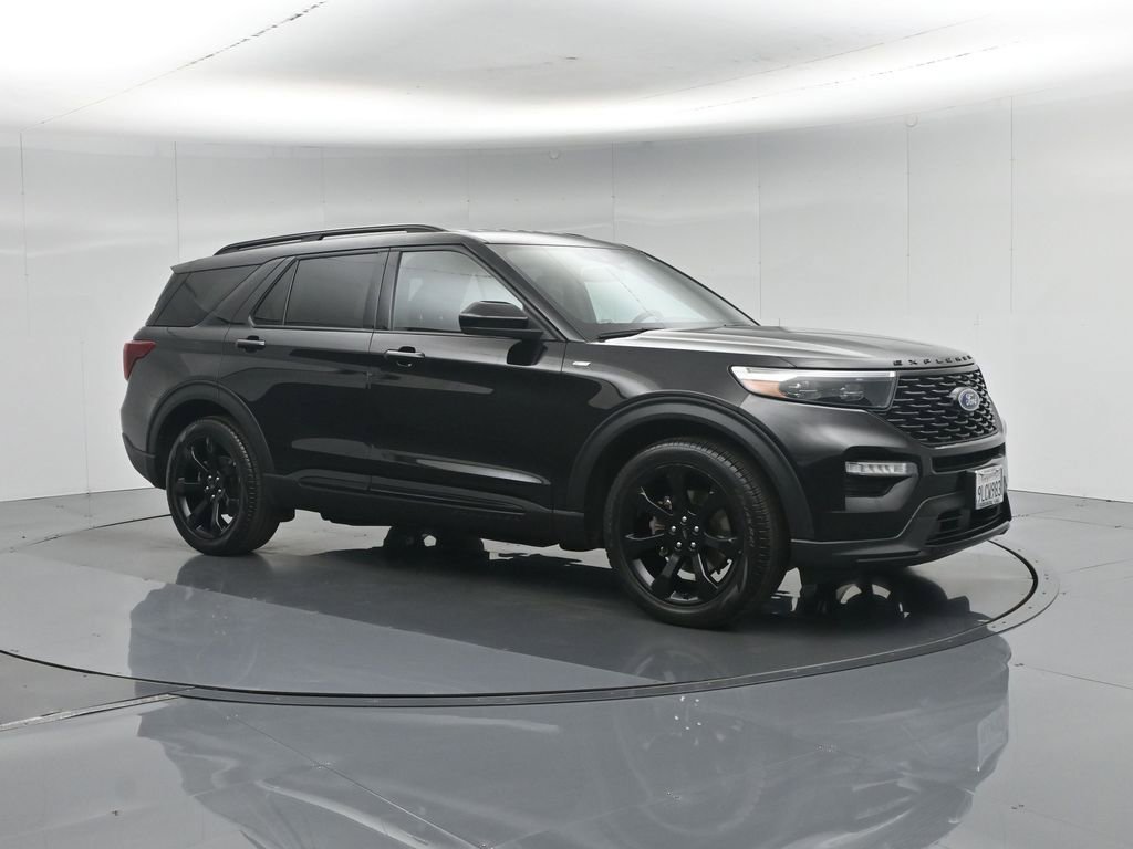 Certified 2024 Ford Explorer ST-Line w/ Class IV Trailer Tow Package RWD image 28