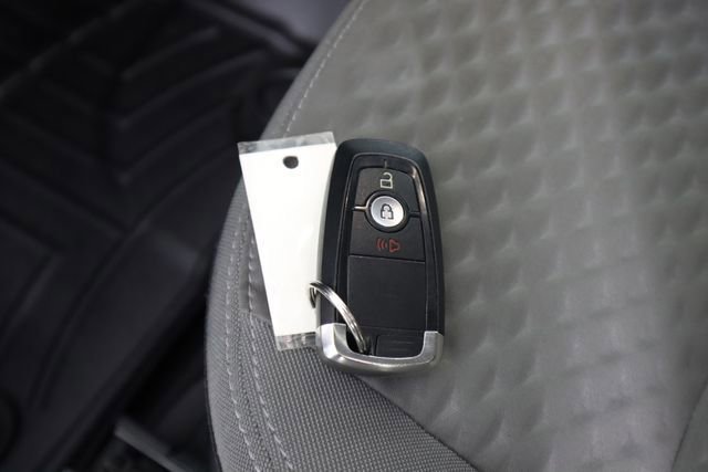 Certified 2020 Ford Escape SE image 32