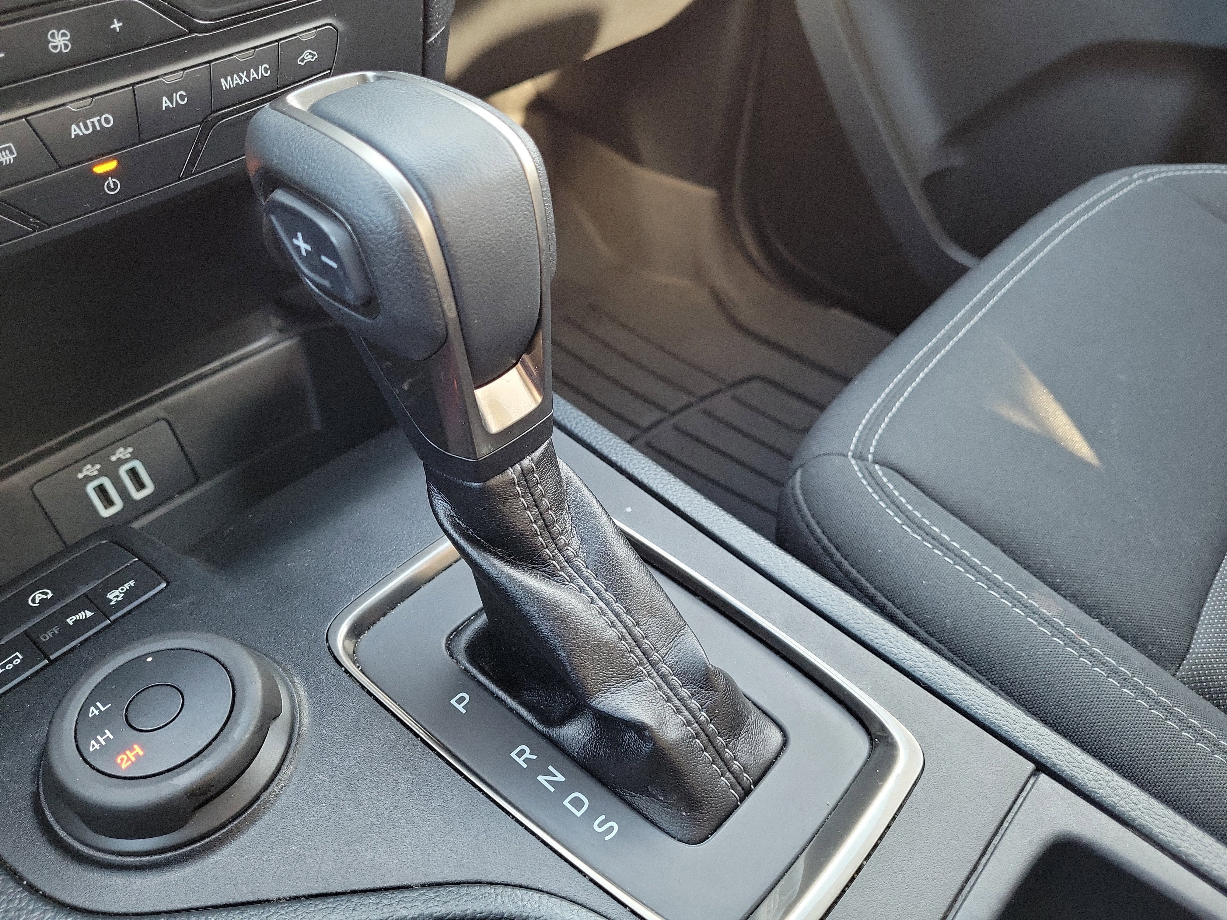 Certified 2022 Ford Ranger XLT w/ Equipment Group 301A Mid image 31