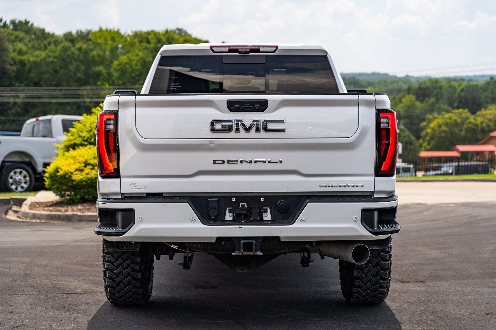 Used 2024 GMC Sierra 2500 Denali Ultimate w/ Max Trailering Package AWD/4WD image 6