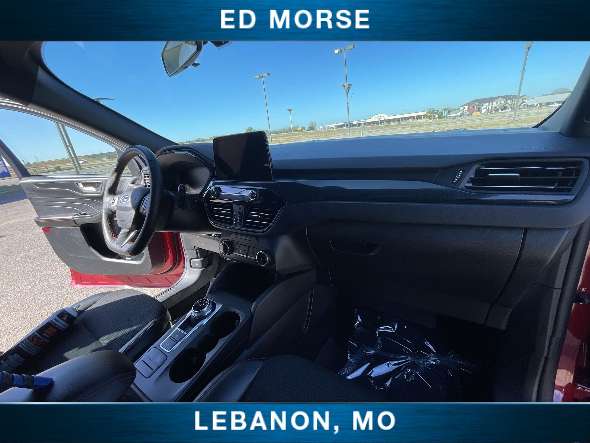 Certified 2025 Ford Escape ST-Line AWD/4WD image 27