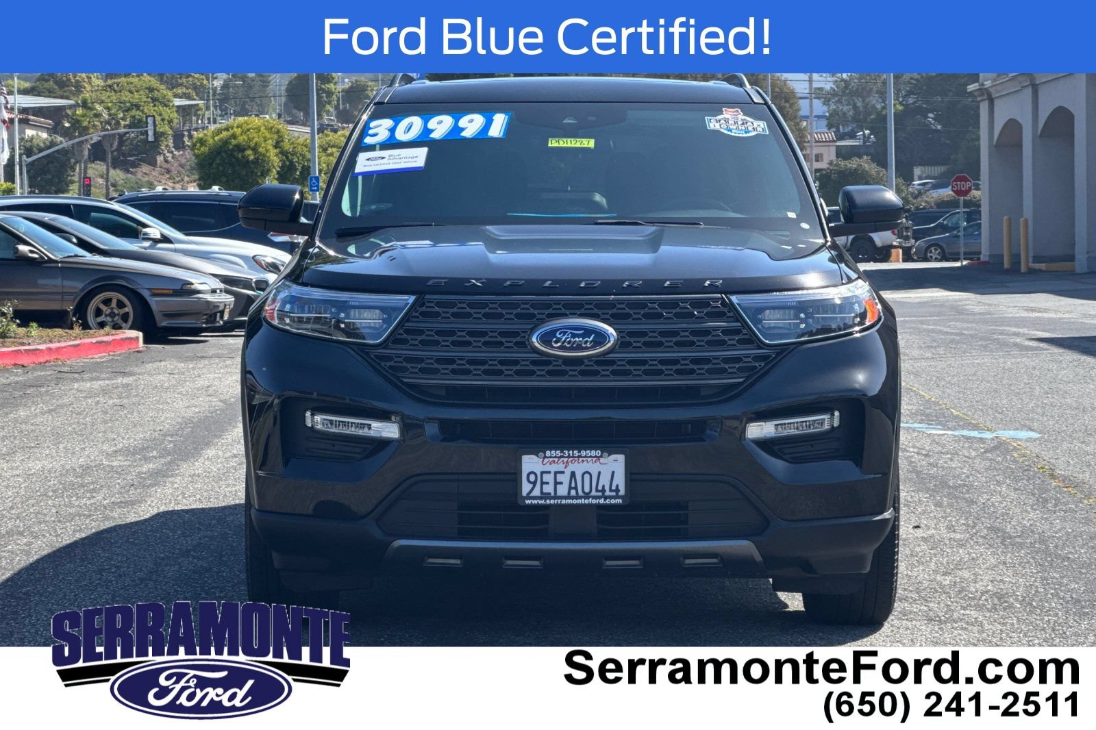 Certified 2022 Ford Explorer XLT w/ Equipment Group 202A AWD/4WD image 12