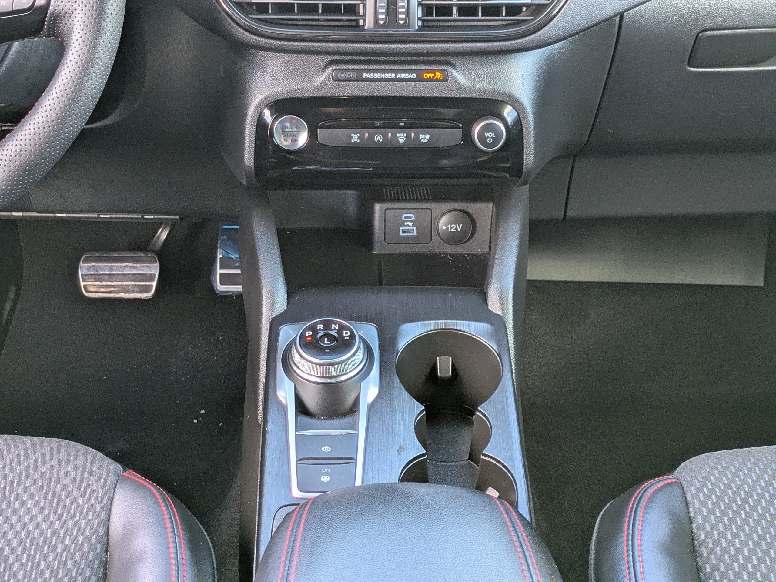 Certified 2023 Ford Escape ST-Line w/ Tech Pack #1 image 17