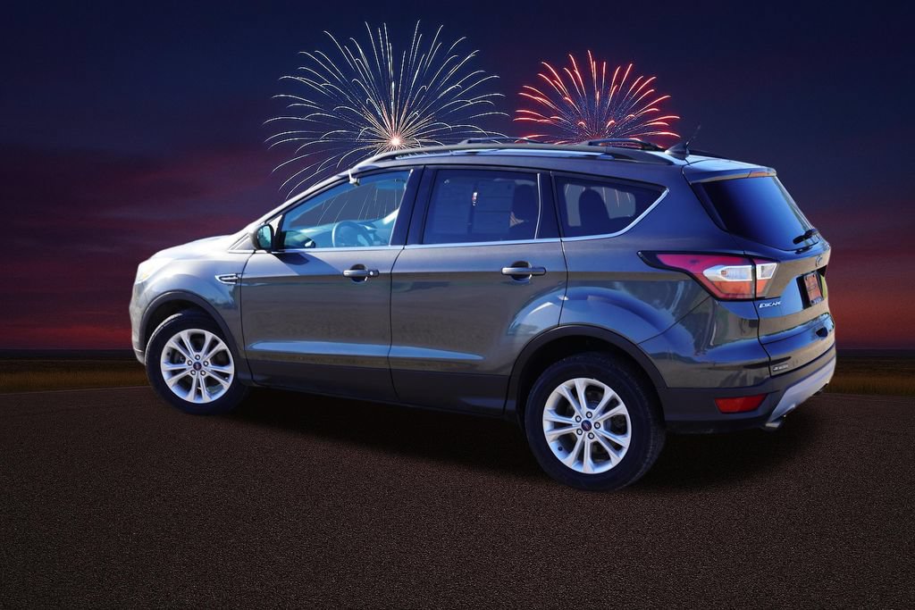 Certified 2018 Ford Escape SE w/ SE Sync 3 Package AWD/4WD image 8