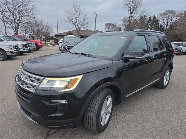 Certified 2018 Ford Explorer XLT w/ Equipment Group 202A image 14