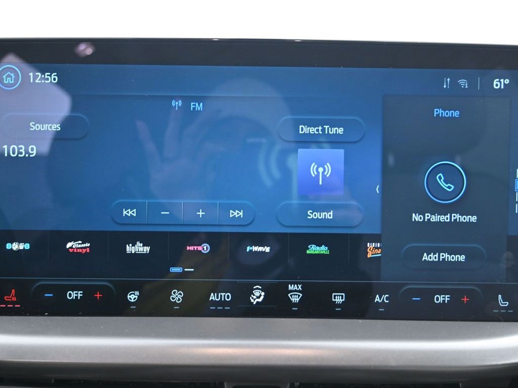 Certified 2025 Ford Escape SE w/ Class II Trailer Tow Package image 32