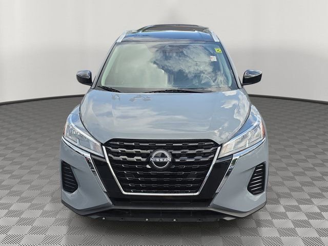 Used 2023 Nissan Kicks SV image 6