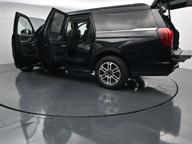 Certified 2025 Ford Expedition Max Active AWD/4WD image 48