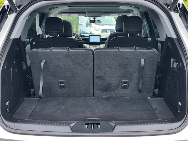 Certified 2023 Ford Explorer XLT w/ Equipment Group 202A AWD/4WD image 33