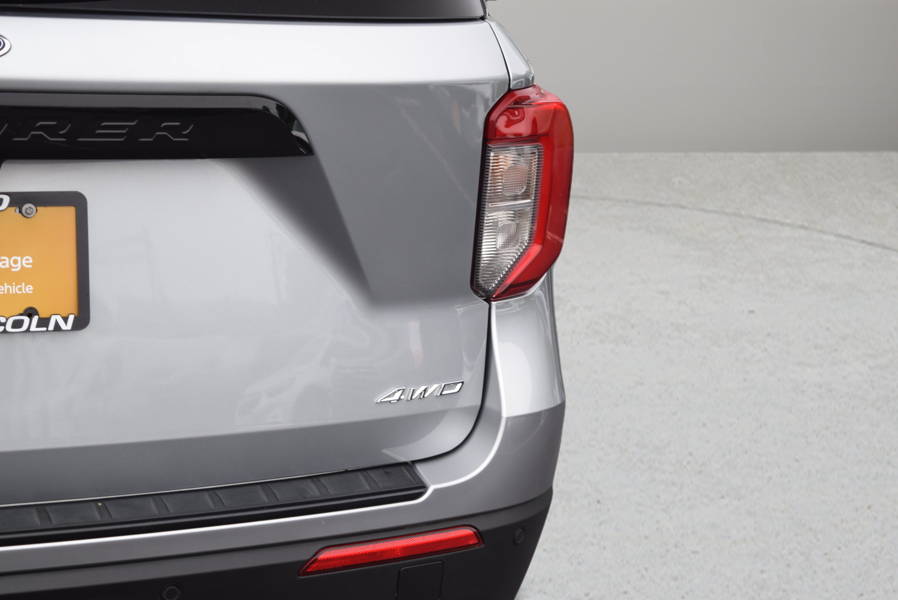 Certified 2023 Ford Explorer ST-Line AWD/4WD image 6