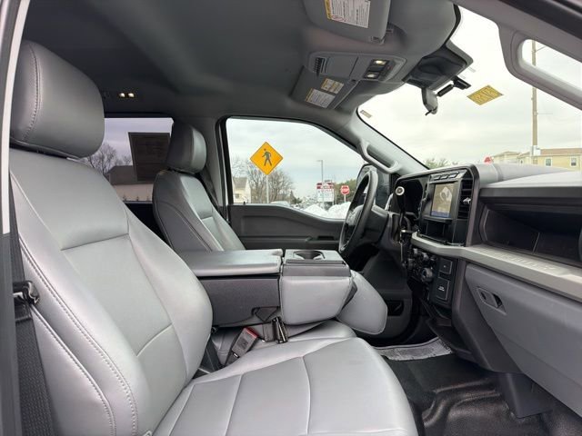Certified 2024 Ford F250 XL w/ Snow Plow/Camper Package AWD/4WD image 42